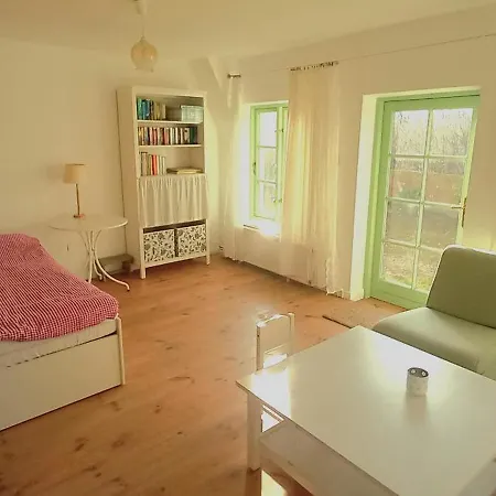 Hof Rodenkrog Apartment Luetjenburg
