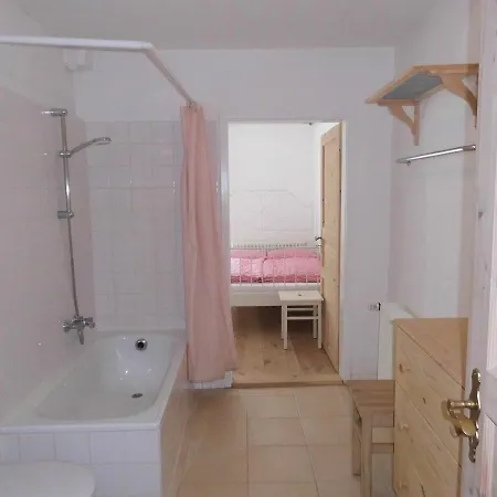 Apartment Hof Rodenkrog Luetjenburg